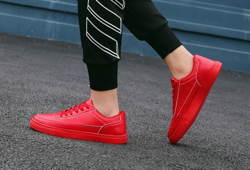 Men's casual sports shoes