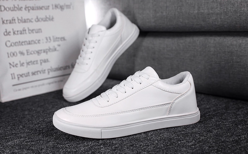 Men's casual sports shoes