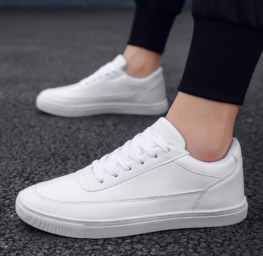 Men's casual sports shoes